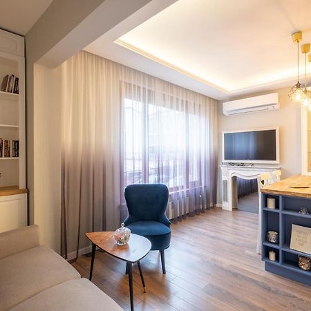 Designer & Cozy 2Bd Flat With A Parking In The City Center By Flat Mаnager Sofia Ngoại thất bức ảnh