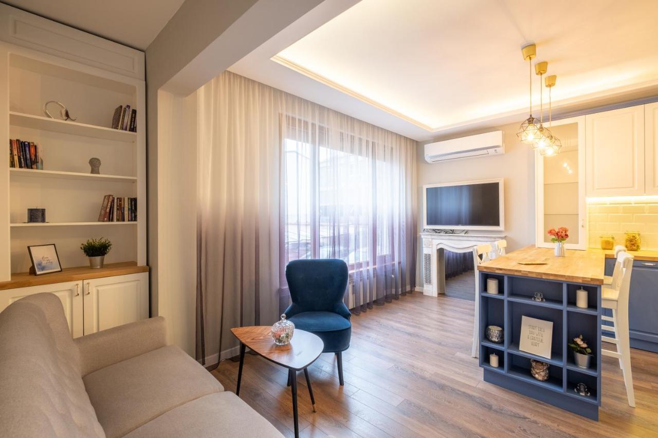 Designer & Cozy 2Bd Flat With A Parking In The City Center By Flat Mаnager Sofia Ngoại thất bức ảnh