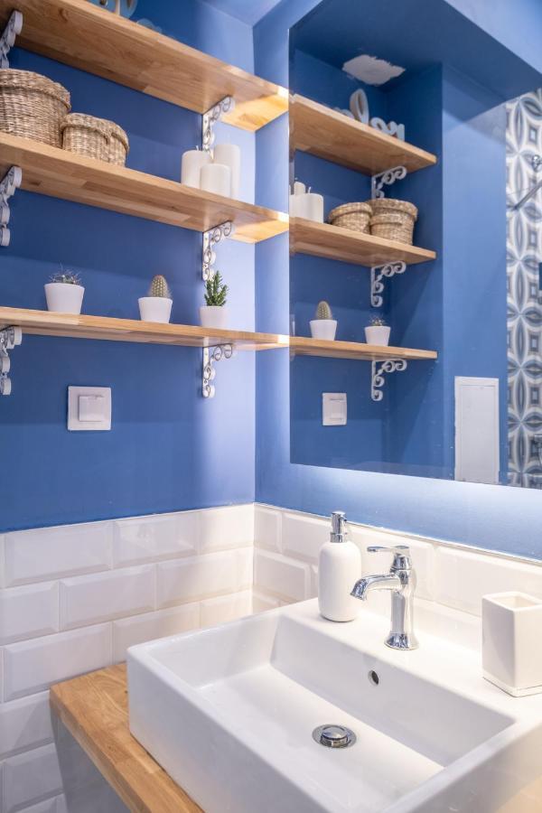 Designer & Cozy 2Bd Flat With A Parking In The City Center By Flat Mаnager Sofia Ngoại thất bức ảnh