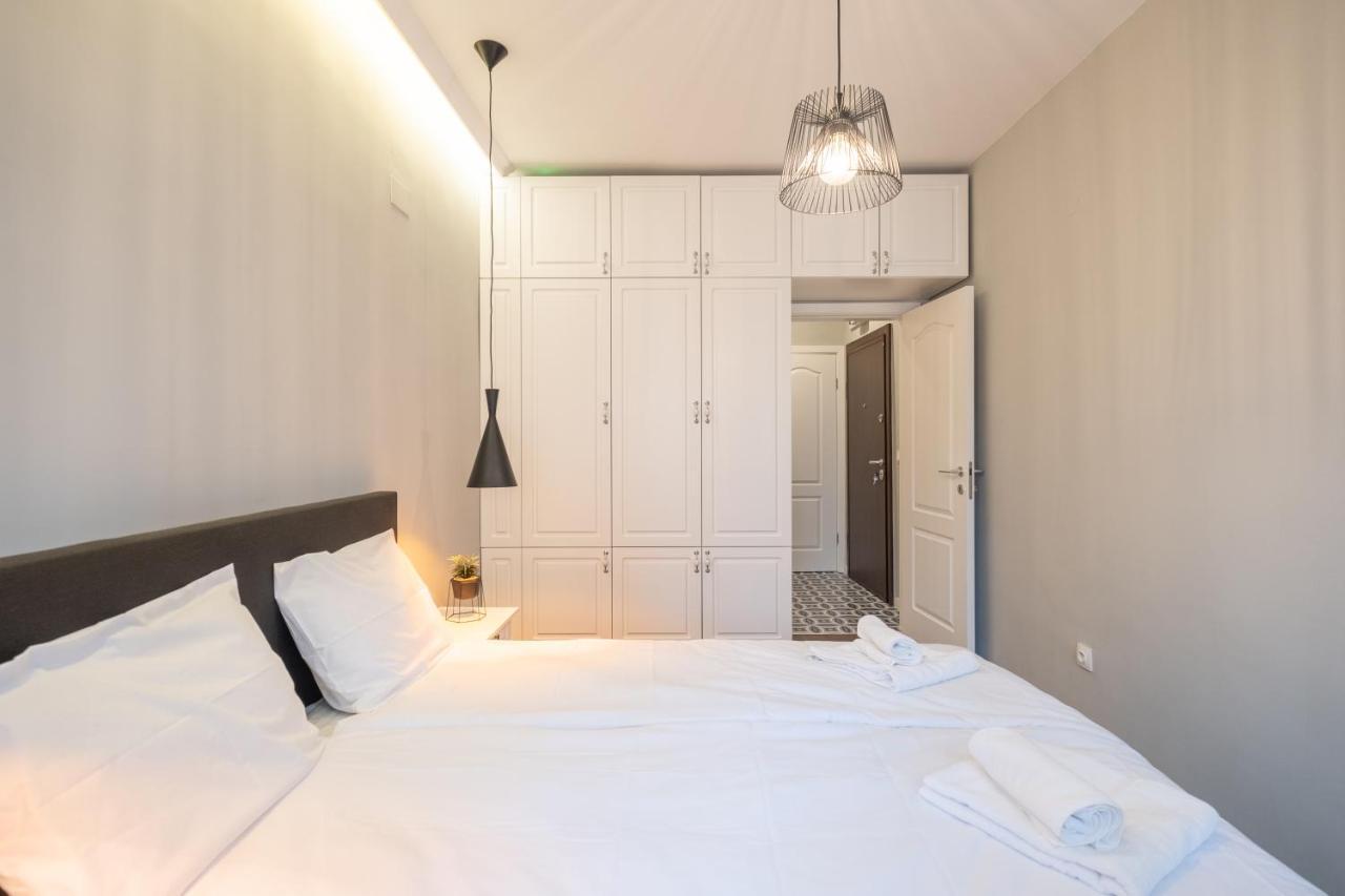 Designer & Cozy 2Bd Flat With A Parking In The City Center By Flat Mаnager Sofia Ngoại thất bức ảnh