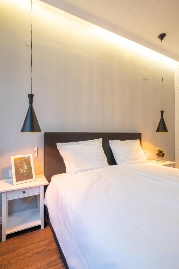 Designer & Cozy 2Bd Flat With A Parking In The City Center By Flat Mаnager Sofia Ngoại thất bức ảnh
